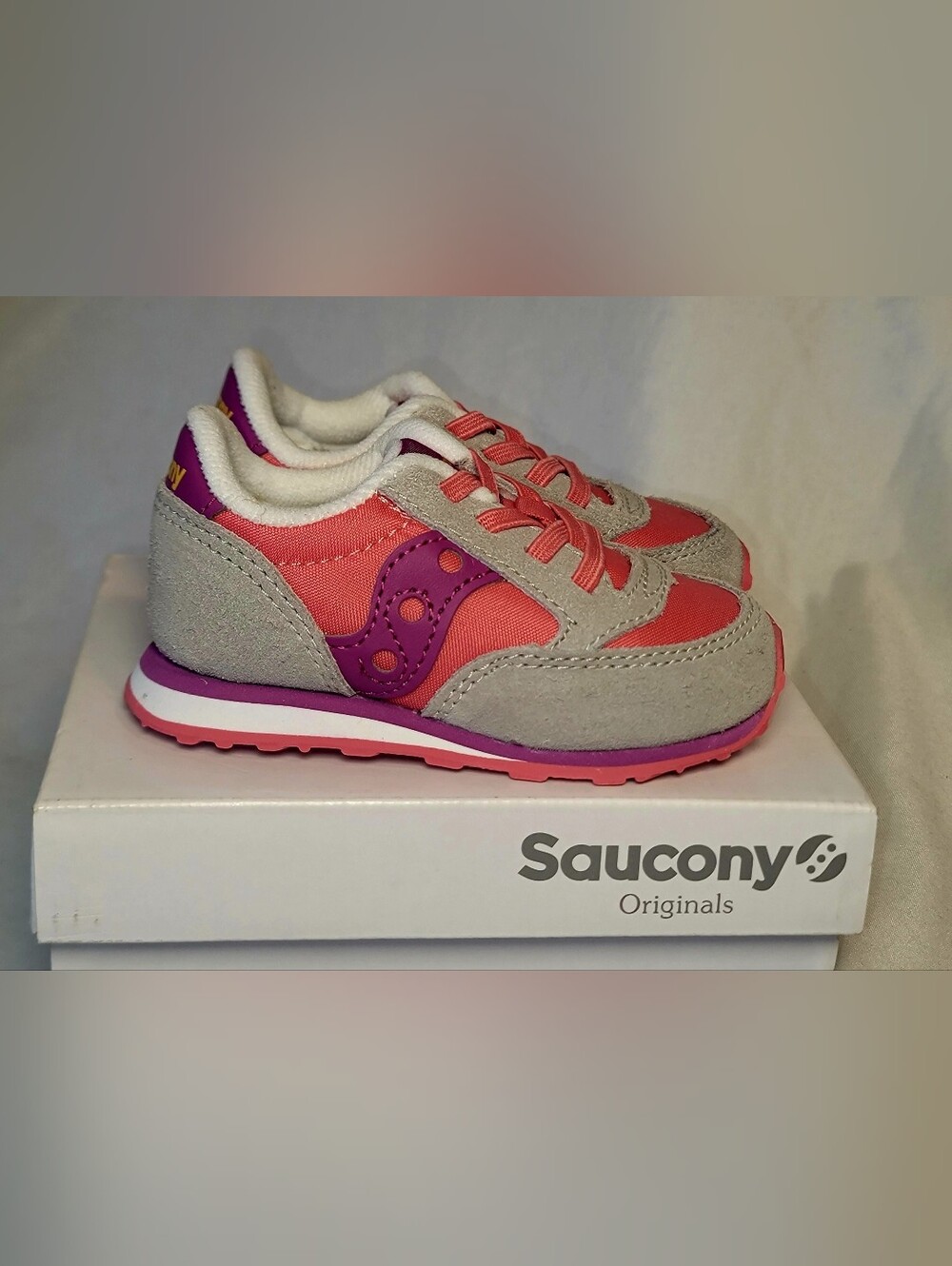 Saucony Coral Pink and Purple Kids Sneakers Size 5 M